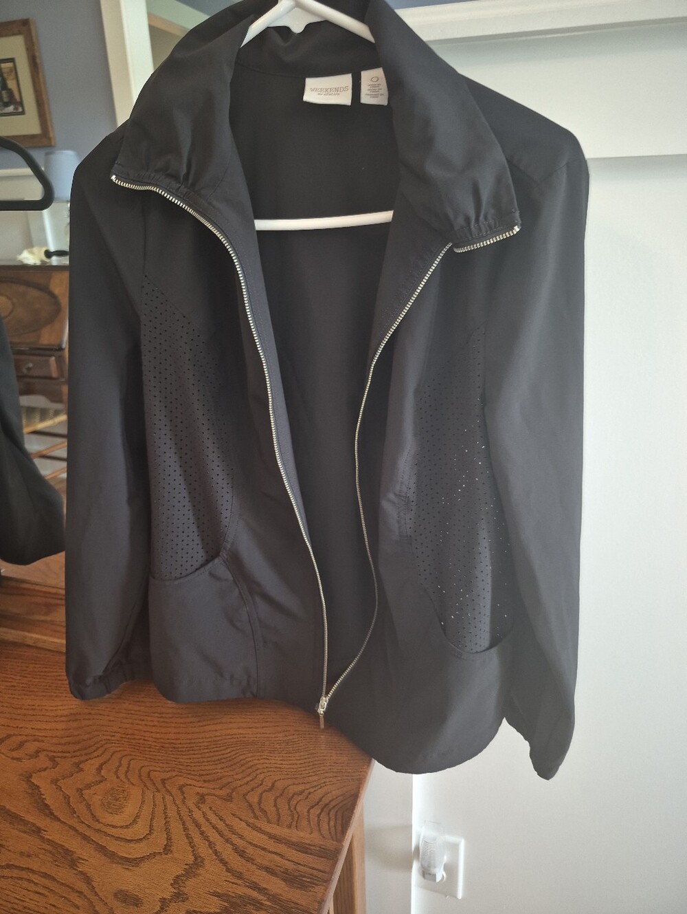 Women's Chico's Weekends Black Perforated Zip Utility Jacket - Picture 3 of 10